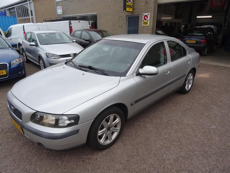Volvo S60 2.4 170PK