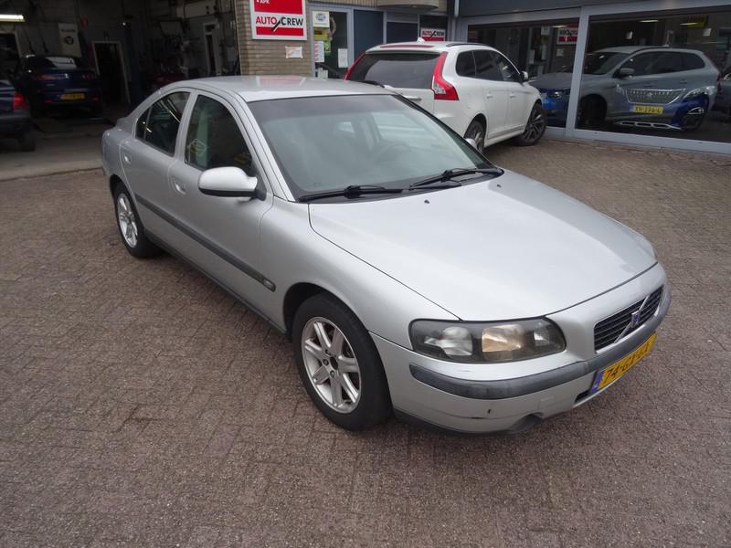 Volvo S60 2.4 170PK