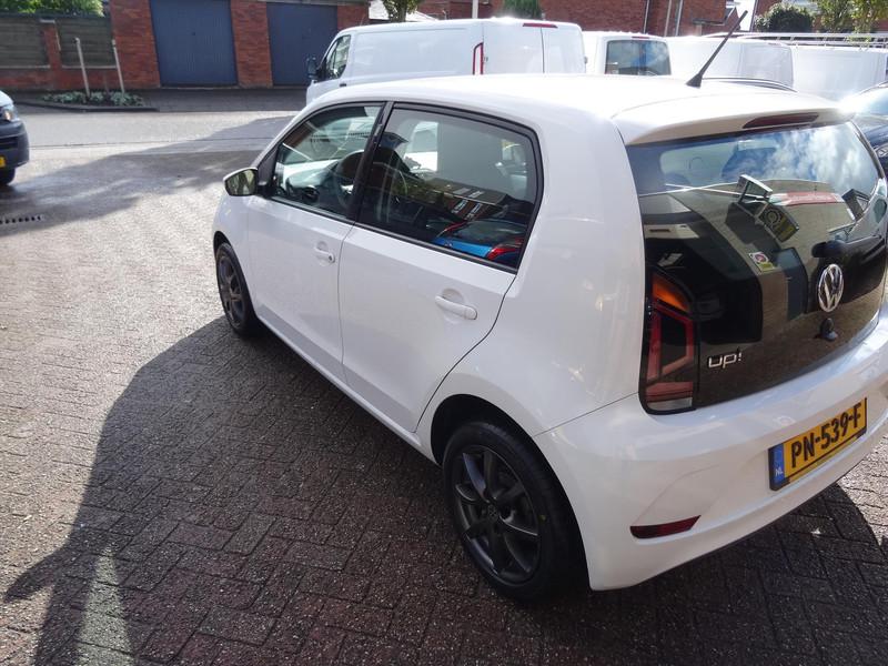 VOLKSWAGEN Up! 1.0 60PK 5D BMT Move up!