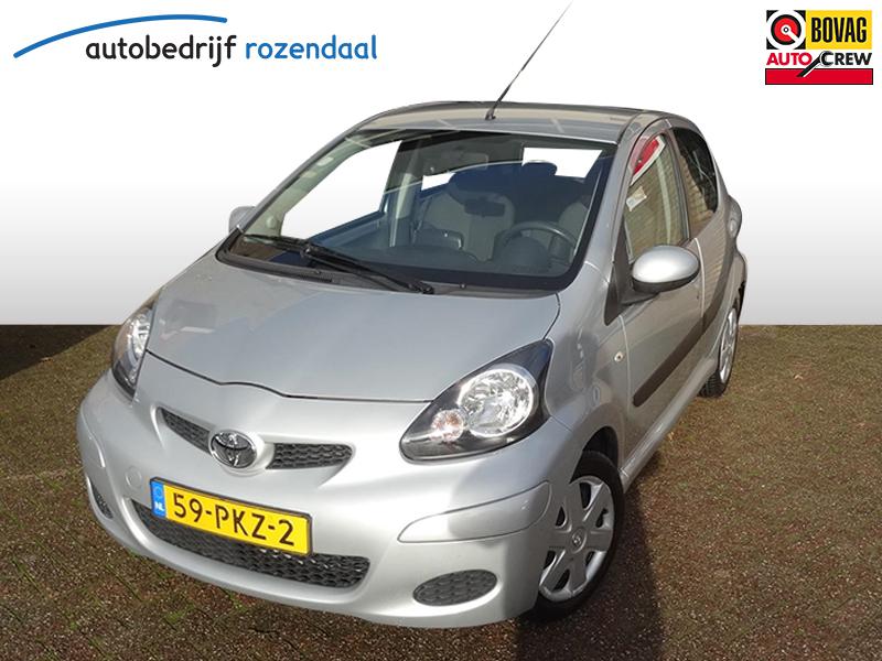 abstract dichtheid Streven TOYOTA Aygo 1.0 VVT-i 5D MMT AUTOMAAT