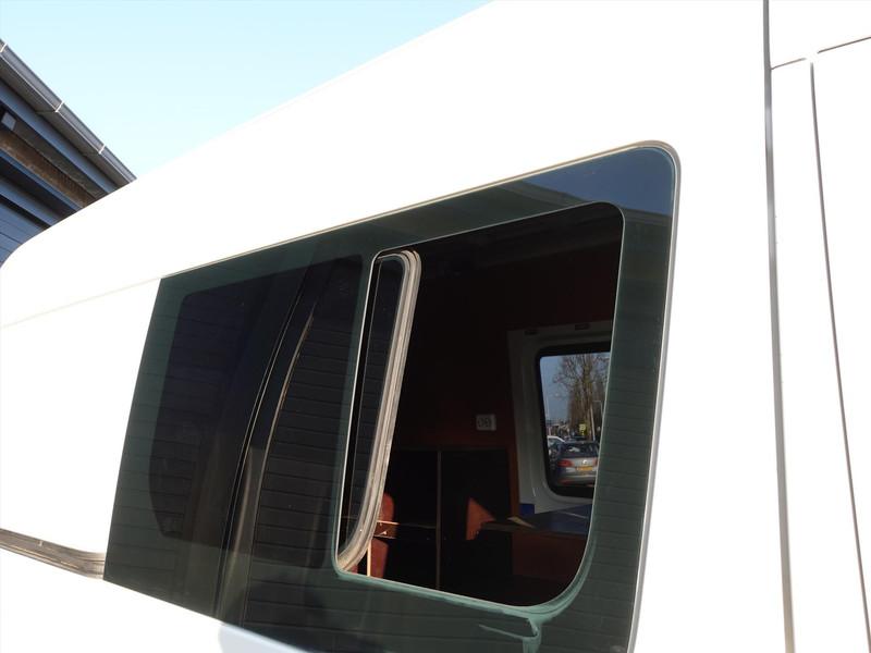 Volkswagen Crafter 2.0 TDI 100KW L2 H2 IDEAAL CAMPER OMBOUW 220 VOLT INSTALATIE STANDKACHEL ZIJRAMEN CRUISE AIRCO PDC TREKHAAK  