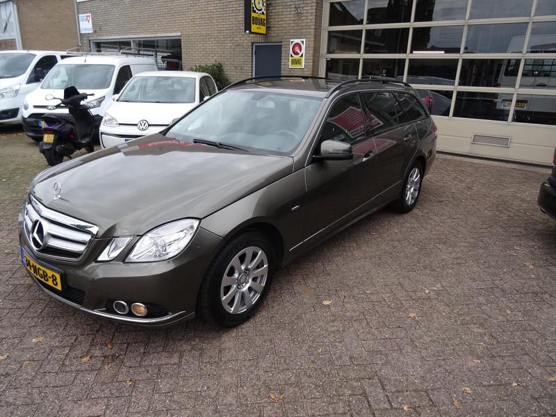 MERCEDES E-Klasse E200 CGI BlueEfficiency Aut.