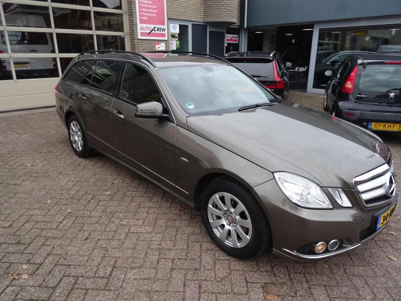 MERCEDES E-Klasse E200 CGI BlueEfficiency Aut.