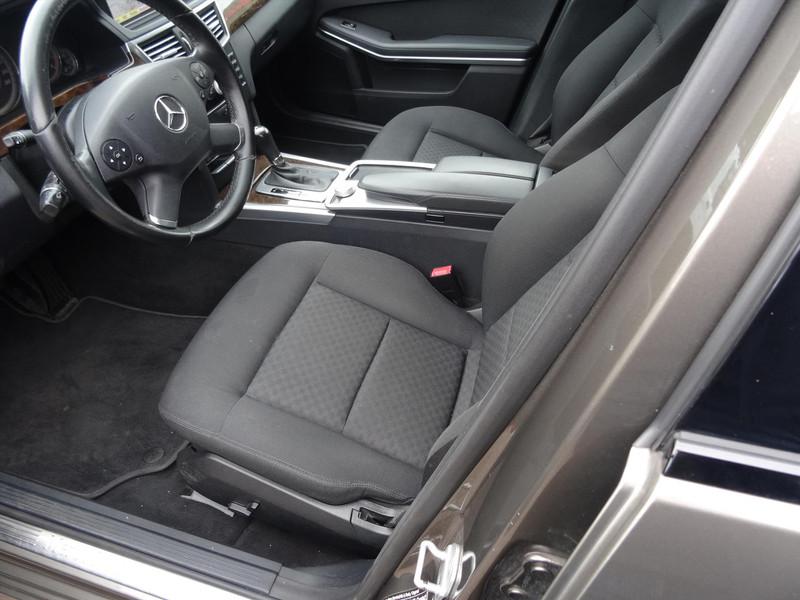 MERCEDES E-Klasse E200 CGI BlueEfficiency Aut.