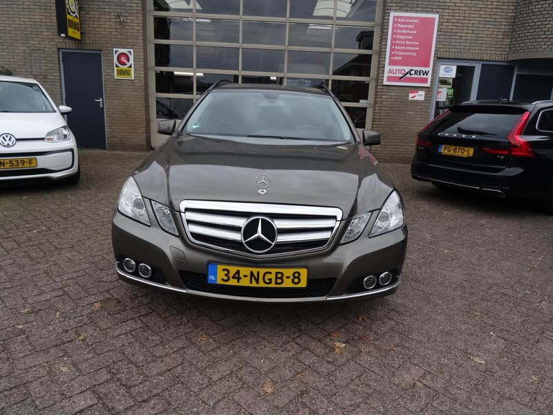 MERCEDES E-Klasse E200 CGI BlueEfficiency Aut.