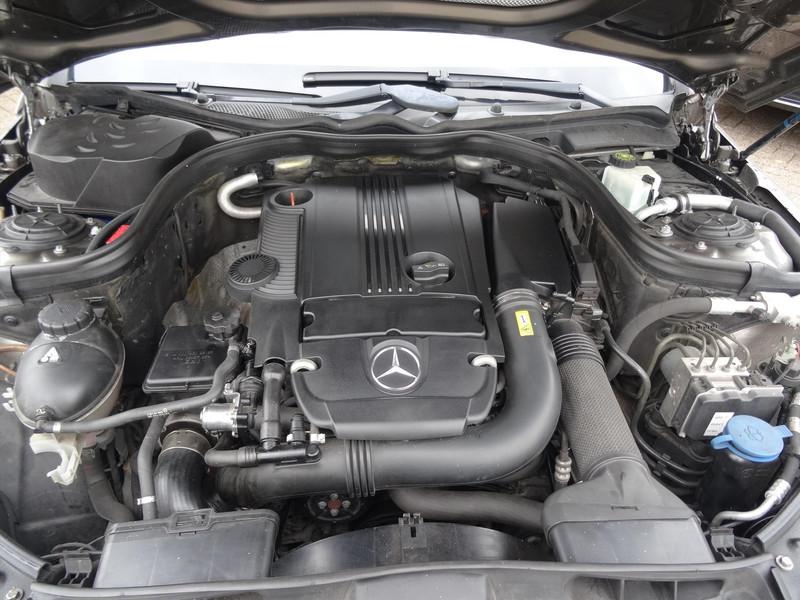 MERCEDES E-Klasse E200 CGI BlueEfficiency Aut.