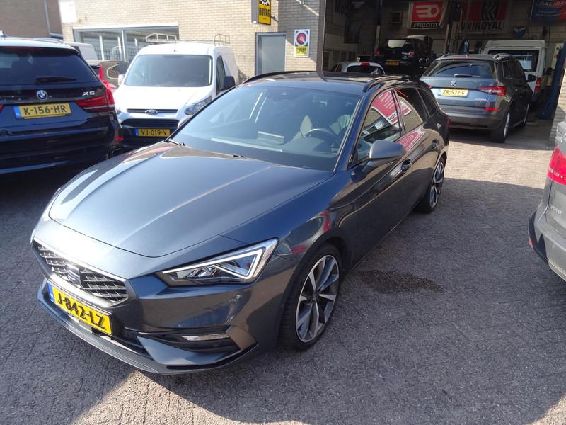 SEAT Leon Sportstourer 1.5 eTSI 150pk DSG-7 FR Launch Edition