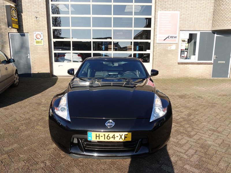 Nissan 370z 3.7 V6 COUPE AUT