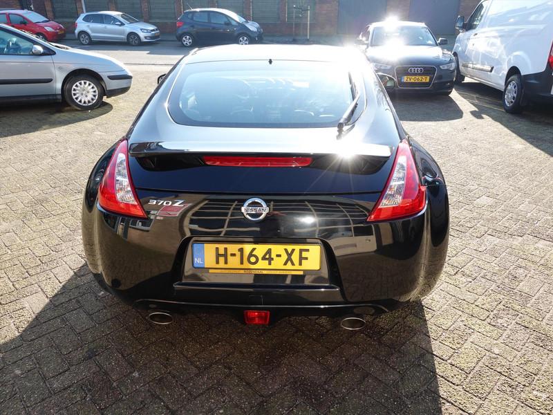 Nissan 370z 3.7 V6 COUPE AUT