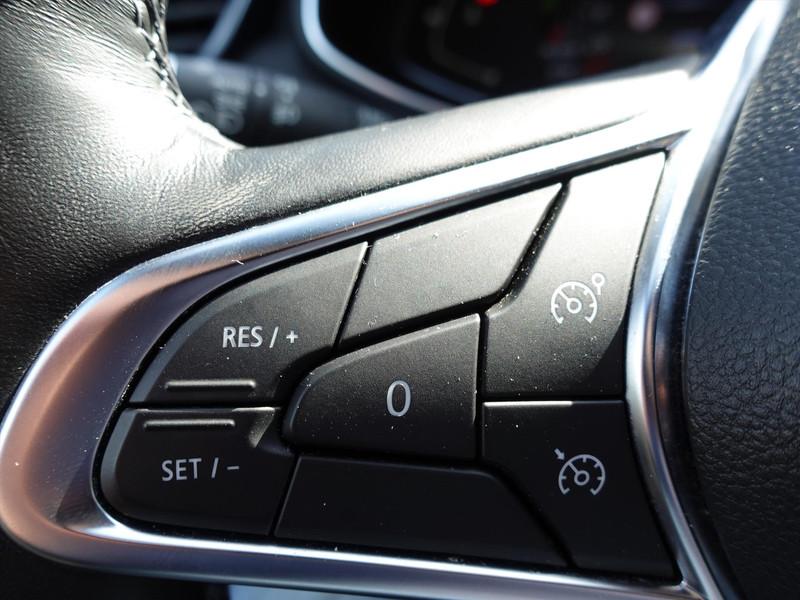 RENAULT Clio 1.0 TCe 100pk Initiale Paris