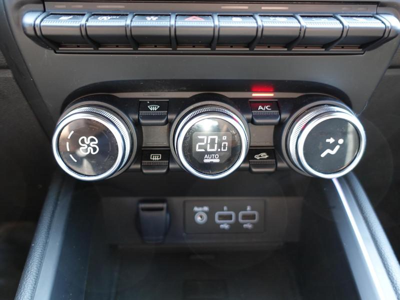 RENAULT Clio 1.0 TCe 100pk Initiale Paris