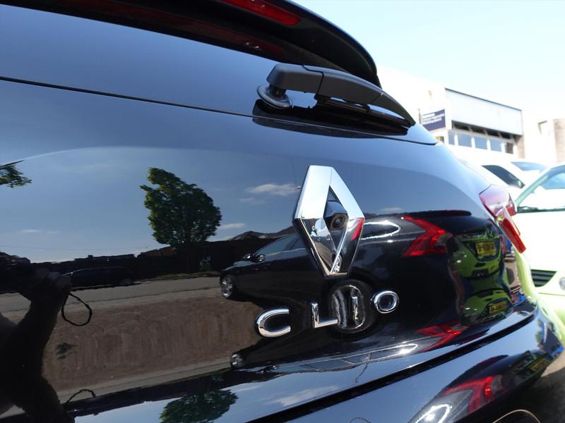 RENAULT Clio 1.0 TCe 100pk Initiale Paris