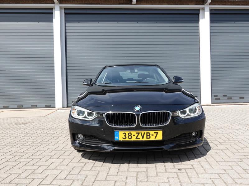 BMW 3-Serie 2.0D 320 EDE 120KW AUTOMAAT LEDER 19INCH 