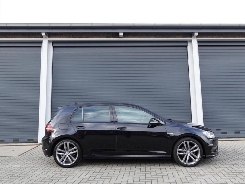Volkswagen Golf 1.4 TSI CUP R LINE RIJKLAARPRIJS AFNEEMBARE TREKHAAK STOELVERWARMING CRUISE CLIMA NAVI PDC 