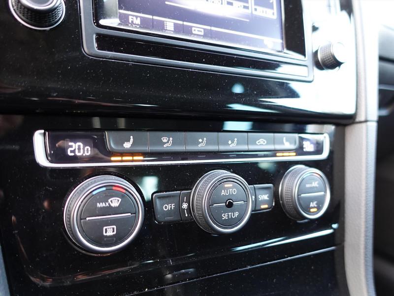 Volkswagen Golf 1.4 TSI CUP R LINE RIJKLAARPRIJS AFNEEMBARE TREKHAAK STOELVERWARMING CRUISE CLIMA NAVI PDC 