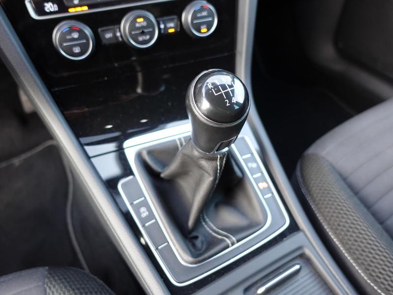 Volkswagen Golf 1.4 TSI CUP R LINE RIJKLAARPRIJS AFNEEMBARE TREKHAAK STOELVERWARMING CRUISE CLIMA NAVI PDC 