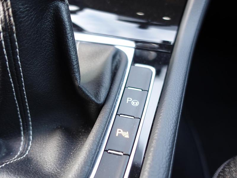 Volkswagen Golf 1.4 TSI CUP R LINE RIJKLAARPRIJS AFNEEMBARE TREKHAAK STOELVERWARMING CRUISE CLIMA NAVI PDC 