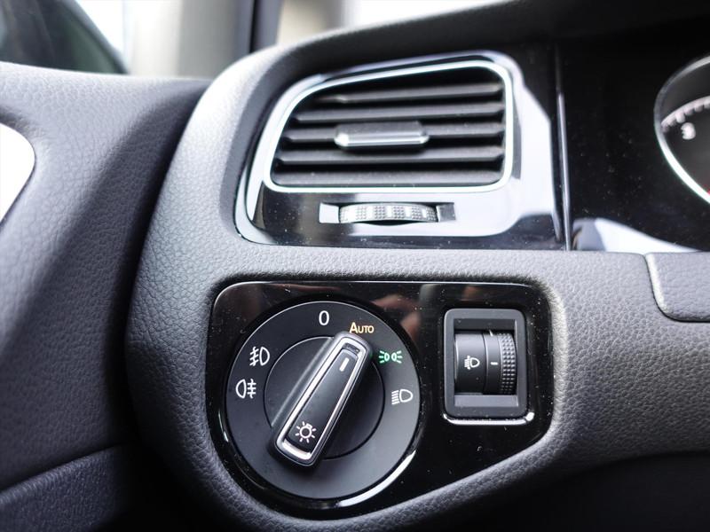 Volkswagen Golf 1.4 TSI CUP R LINE RIJKLAARPRIJS AFNEEMBARE TREKHAAK STOELVERWARMING CRUISE CLIMA NAVI PDC 