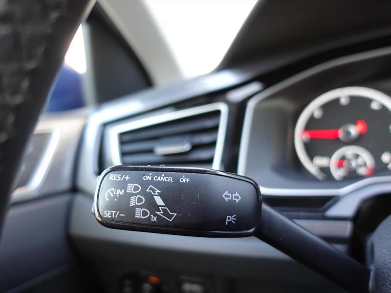 Volkswagen Polo 1.6 TDI 95pk 7-DSG Highline PANO LED TREKHAAK AFNEEMBAAR STOELVERWARMING PDC NAVI