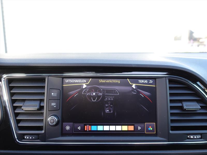 Seat Leon Sportstourer 1.4 EcoTSI 150PK DSG-7 FR Business Intense PANO FULL LINK SFEER LED ALCANTARA CRUISE PDC