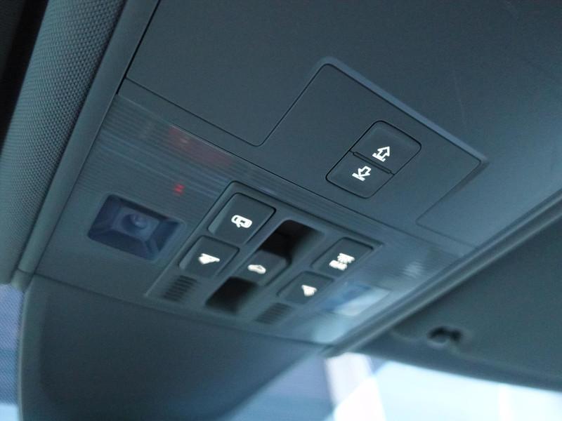 VOLKSWAGEN Tiguan 1.5 TSI ACT 150pk DSG Highline ELEKTR TREKHAAK HEAD UP PANO LED MASSAGE PARK ASSIST