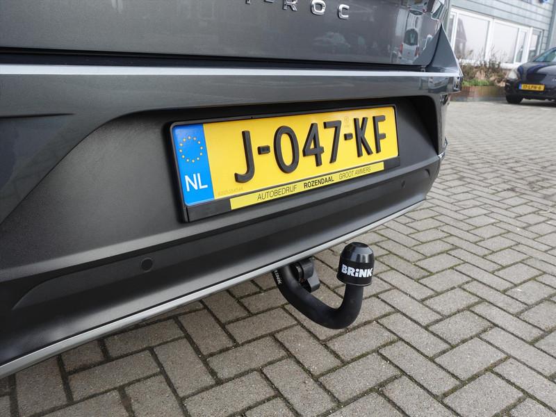 VOLKSWAGEN T-Roc 1.5 TSI 150pk 7-DSG Sport RIJKLAARPRIJS TREKHAAK BLINDSPOT CARPLAY LED NAVI STOELVERWARMING CAMERA 