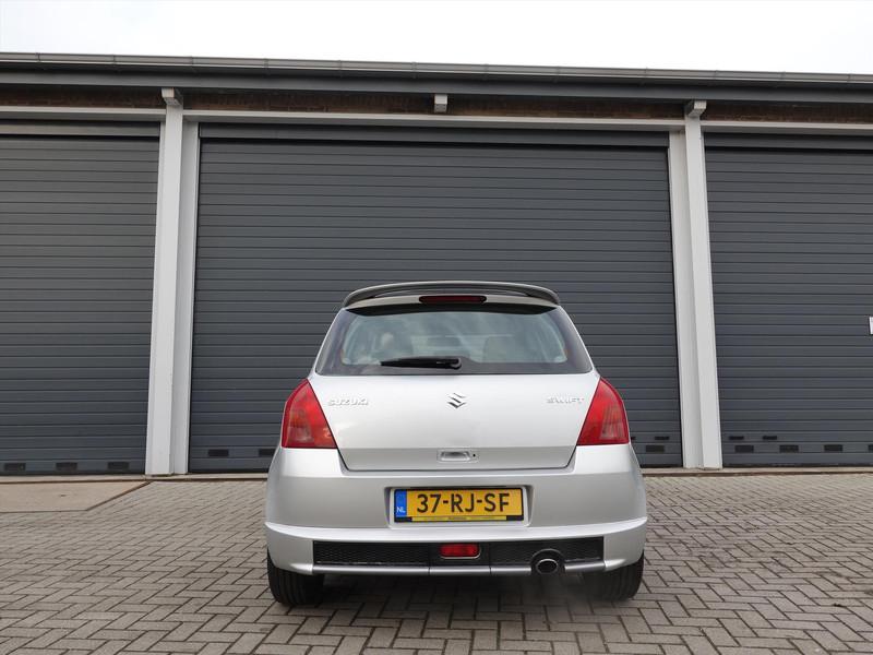 SUZUKI Swift 1.5 5D Exclusive NWE APK AIRCO RADIO SPIEGEL VERWARMING
