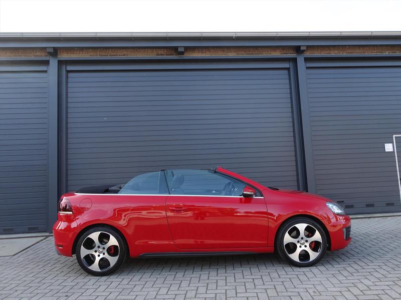 VOLKSWAGEN Golf 2.0 TSI 210PK DSG GTI CABRIO RIJKLAAR/XENON/STOEL VERWARMING/CLIMA/PDC/CRUISE