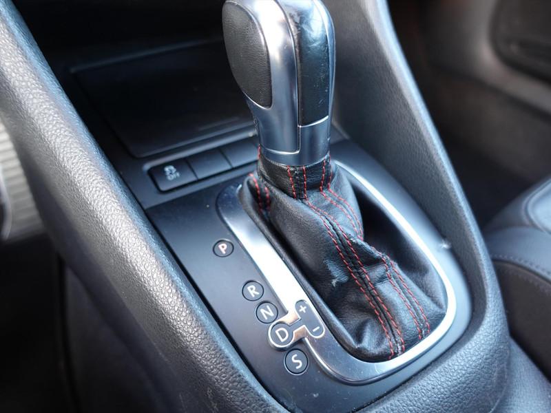 VOLKSWAGEN Golf 2.0 TSI 210PK DSG GTI CABRIO RIJKLAAR/XENON/STOEL VERWARMING/CLIMA/PDC/CRUISE
