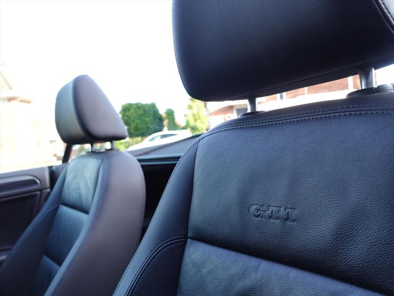 VOLKSWAGEN Golf 2.0 TSI 210PK DSG GTI CABRIO RIJKLAAR/XENON/STOEL VERWARMING/CLIMA/PDC/CRUISE