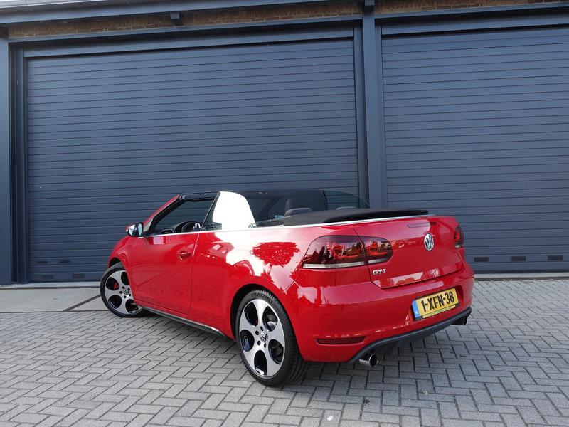 VOLKSWAGEN Golf 2.0 TSI 210PK DSG GTI CABRIO RIJKLAAR/XENON/STOEL VERWARMING/CLIMA/PDC/CRUISE