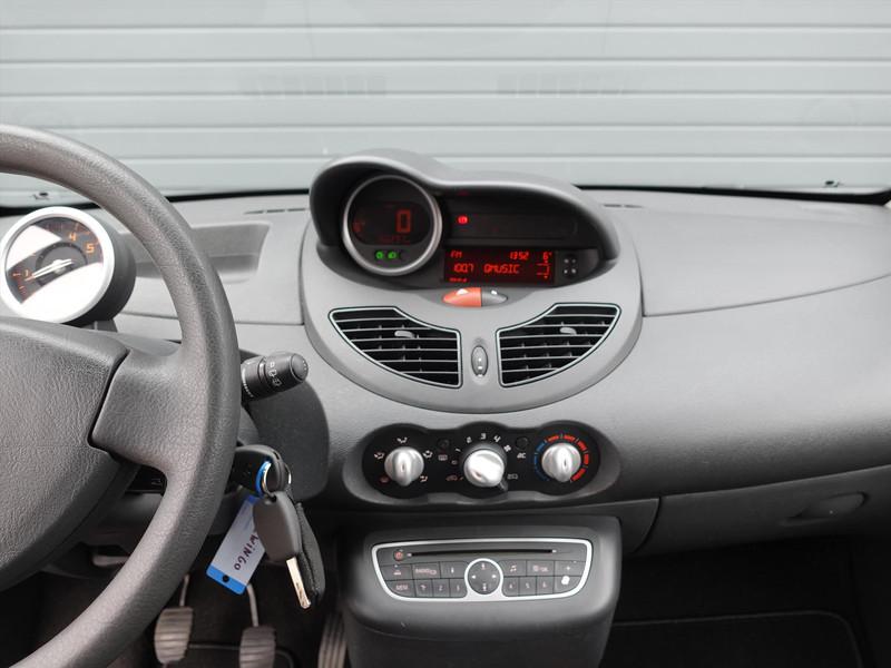 RENAULT Twingo 1.2 16V 75pk ECO² Collection APK 2-2027 AIRCO ELKTR RAMEN RADIO 