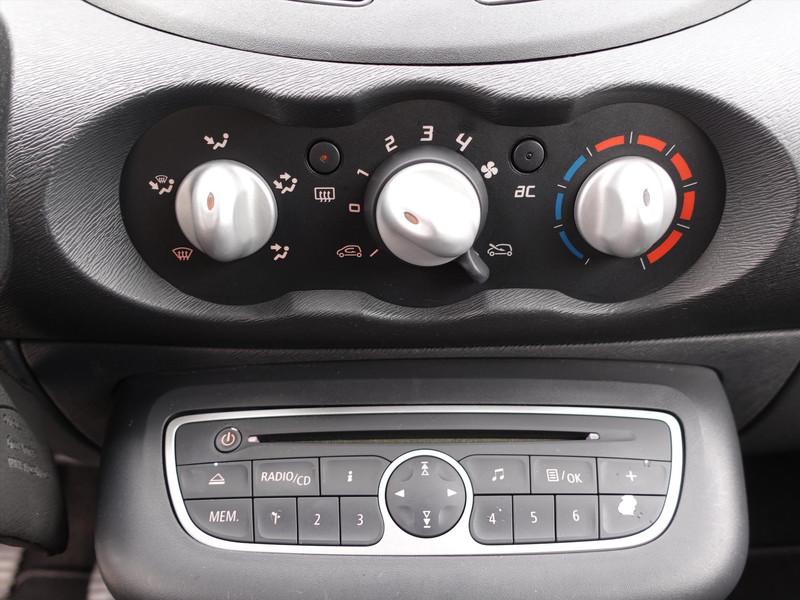 RENAULT Twingo 1.2 16V 75pk ECO² Collection APK 2-2027 AIRCO ELKTR RAMEN RADIO 