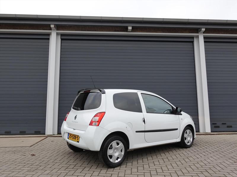 RENAULT Twingo 1.2 16V 75pk ECO² Collection APK 2-2027 AIRCO ELKTR RAMEN RADIO 