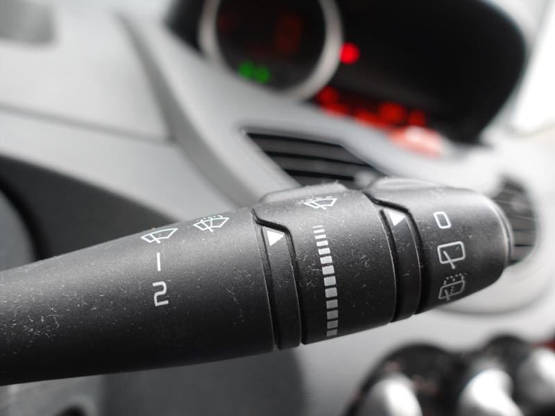 RENAULT Twingo 1.2 16V 75pk ECO² Collection APK 2-2027 AIRCO ELKTR RAMEN RADIO 