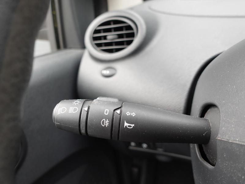 RENAULT Twingo 1.2 16V 75pk ECO² Collection APK 2-2027 AIRCO ELKTR RAMEN RADIO 