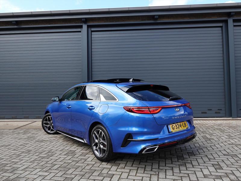 Kia Proceed 1.4 T-GDi 140pk GT-Line RIJKLAAR 1e EIGENAAR PANO STOEL/STUUR VERWARMING CARPLAY CAMERA CRUISE