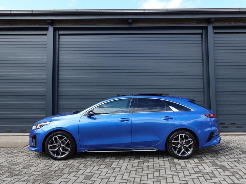 Kia Proceed 1.4 T-GDi 140pk GT-Line RIJKLAAR 1e EIGENAAR PANO STOEL/STUUR VERWARMING CARPLAY CAMERA CRUISE