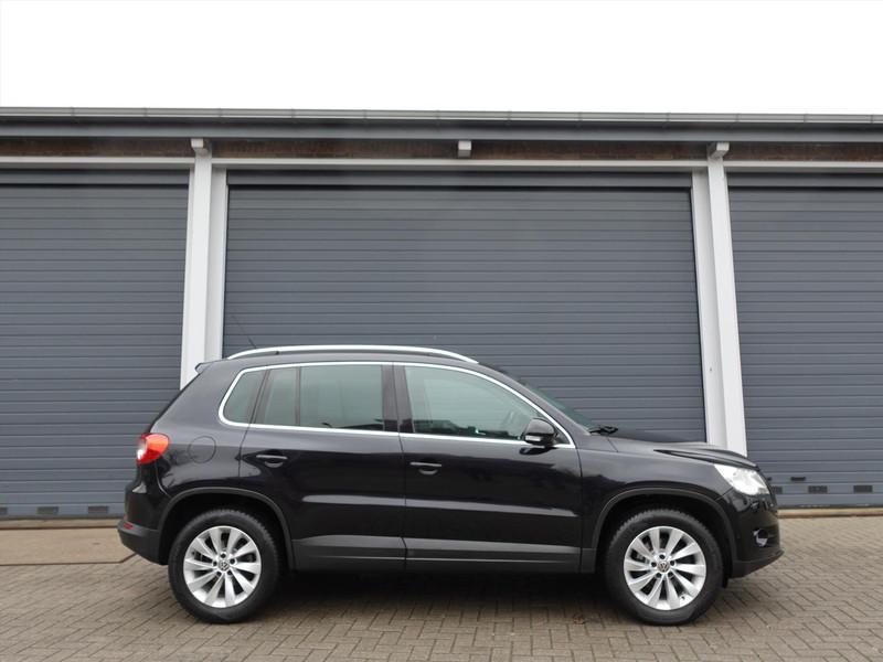 Volkswagen Tiguan 1.4 TSI 150pk Sport & Style RIJKLAARPRIJS NAP 1E EIGENAAR LEDER CRUISE PDC NAVI 