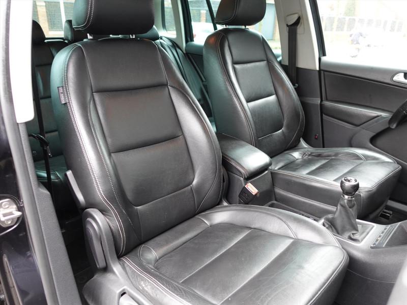 Volkswagen Tiguan 1.4 TSI 150pk Sport & Style RIJKLAARPRIJS NAP 1E EIGENAAR LEDER CRUISE PDC NAVI 