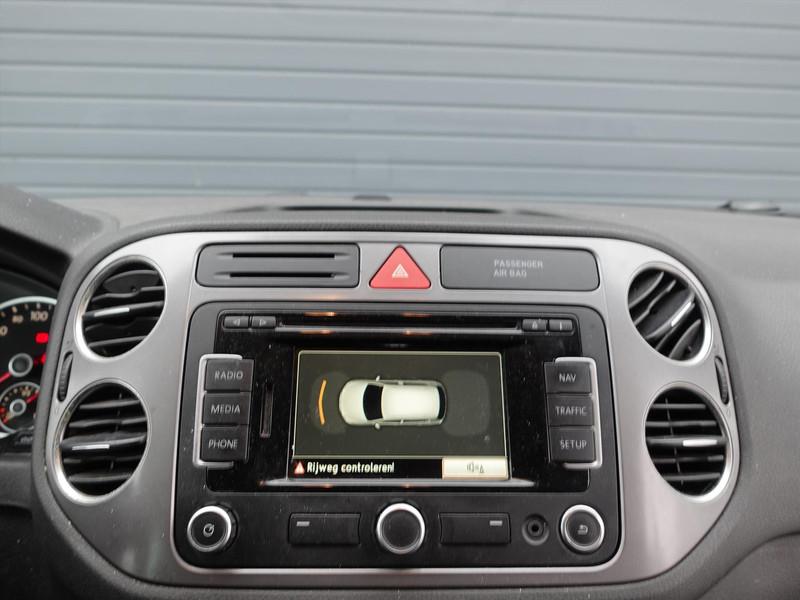 Volkswagen Tiguan 1.4 TSI 150pk Sport & Style RIJKLAARPRIJS NAP 1E EIGENAAR LEDER CRUISE PDC NAVI 