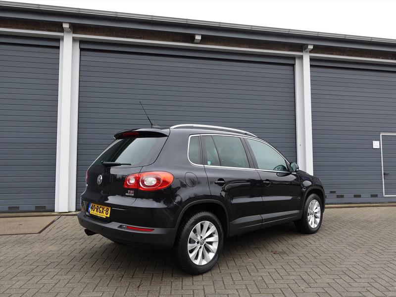 Volkswagen Tiguan 1.4 TSI 150pk Sport & Style RIJKLAARPRIJS NAP 1E EIGENAAR LEDER CRUISE PDC NAVI 