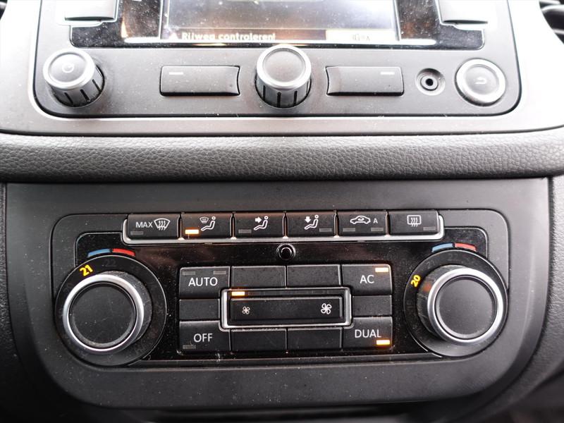 Volkswagen Tiguan 1.4 TSI 150pk Sport & Style RIJKLAARPRIJS NAP 1E EIGENAAR LEDER CRUISE PDC NAVI 