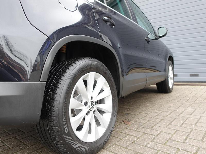 Volkswagen Tiguan 1.4 TSI 150pk Sport & Style RIJKLAARPRIJS NAP 1E EIGENAAR LEDER CRUISE PDC NAVI 