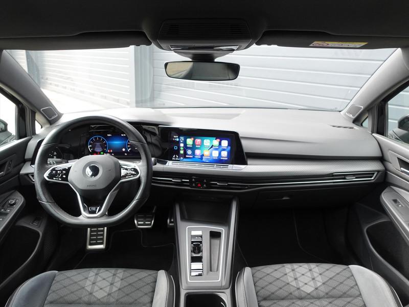 VOLKSWAGEN Golf Variant 1.5 eTSI 150pk DSG-7 R-Line Business RIJKLAAR IQ LED ELEKTR TREKHAAK HARMAN KARDON  WINTERPAKET BLINDSPOT PARK ASSIST