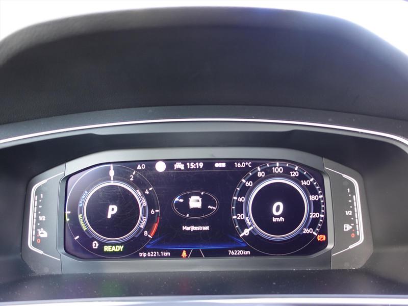 VOLKSWAGEN Tiguan 1.4 TSI eHybrid 245pk DSG Elegance RIJKLAAR PANO IQ LIGHT KEYLESS PARK ASSIST SFEER VERLICHTING