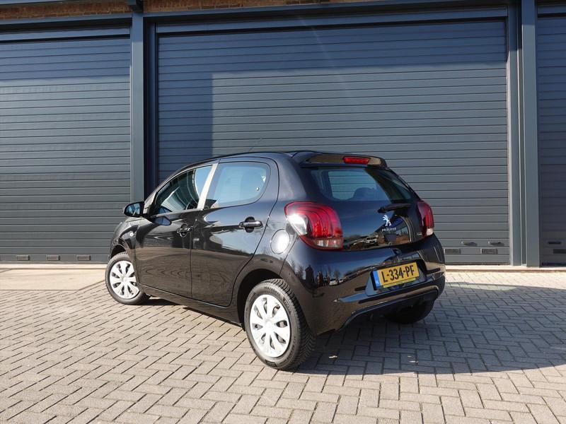 PEUGEOT 108 1.0 e-VTi 72pk 5D Active RIJKLAAR ALL SEASON AIRCO DAB+ BT AUDIO ELKTR RAMEN 