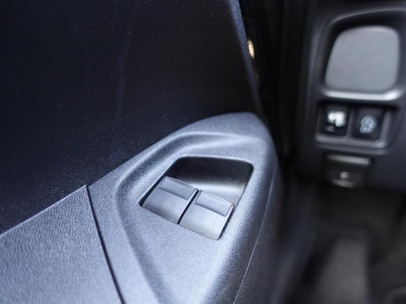 PEUGEOT 108 1.0 e-VTi 72pk 5D Active RIJKLAAR ALL SEASON AIRCO DAB+ BT AUDIO ELKTR RAMEN 