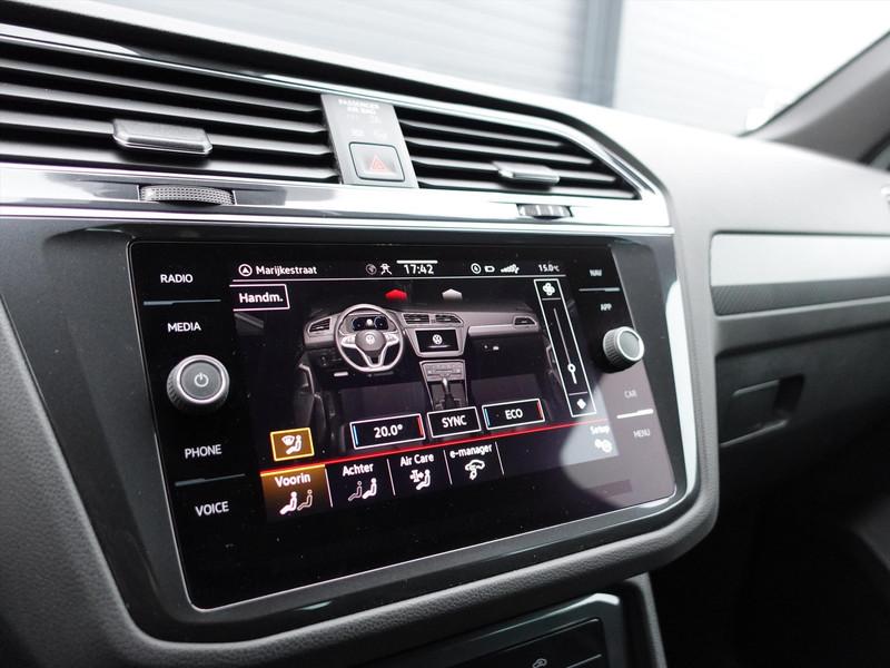 VOLKSWAGEN Tiguan 1.4 TSI eHybrid 245pk DSG R-Line Business+ TREKHAAK IQ LED IQ DRIVE BLIND SPOT PARK ASSIST CARPLAY