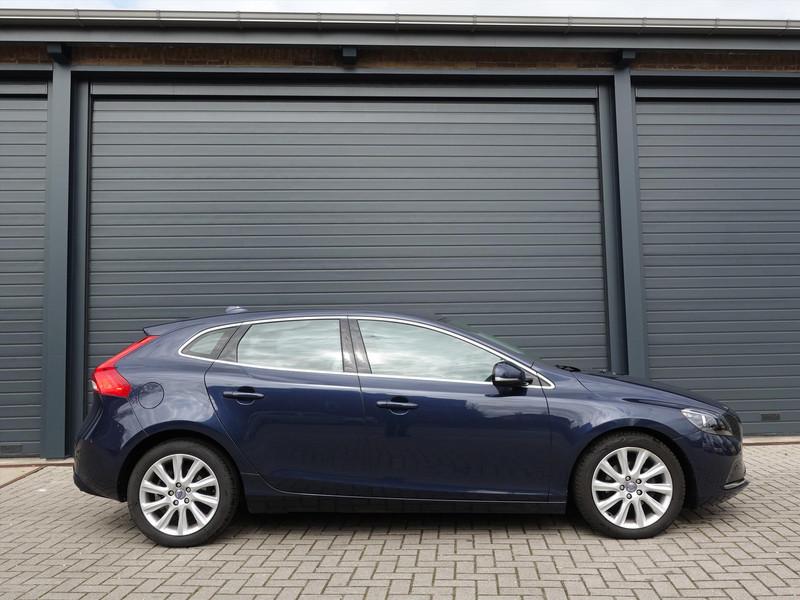 Volvo V40 1.6 D2 115PK Momentum 